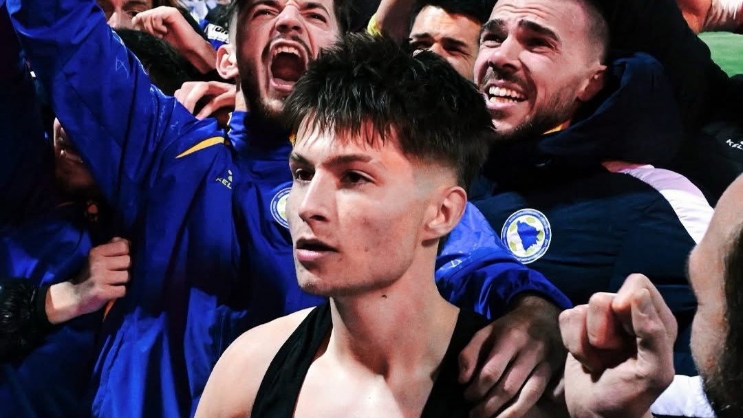 Sprema se bomba: Esmir Bajraktarević na pragu velikog transfera!